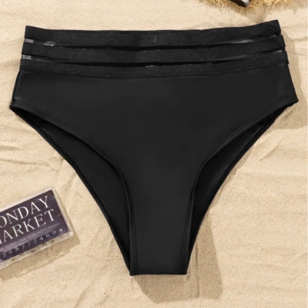 Bikini bottoms